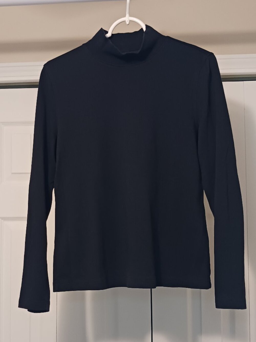 #198 3/$18 - Made for Life Black Mock Turtle Neck Top Size L